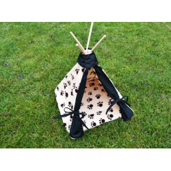 Pelíšek "Týpí"s tlapkami