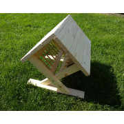 Jesličky na seno se stříškou